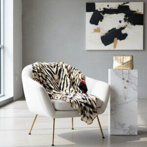 Chic!  Chico’s Dolman Animal print cinch waist top - Sz 3